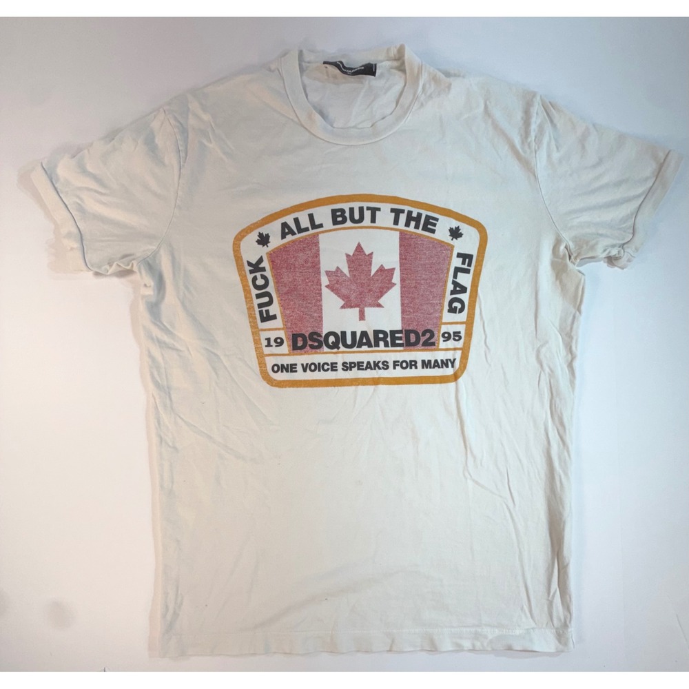 Dsquared2 All But The Flag Canadian Graphic Tee White Chic Dan Fit S74GD0379 XL